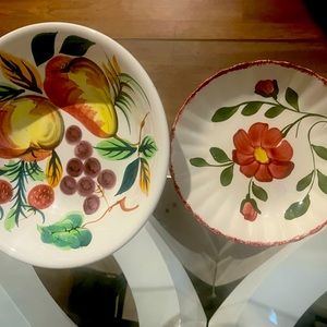 Nice salad bowls for holidays asking for $20. It makes a nice set.